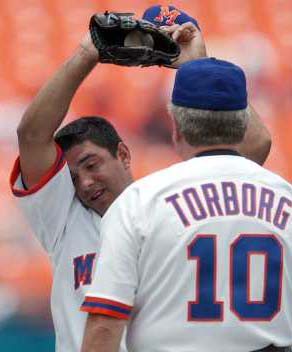 Braves_2bmarlins_2b2_medium