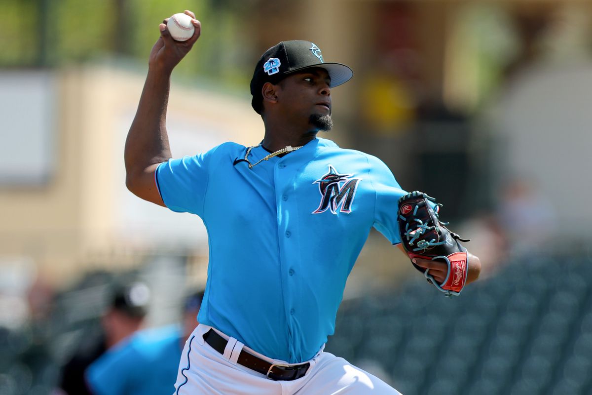 Edward Cabrera #27 of the Miami Marlins delivers a pitch against the Washington Nationals during the first inning of the spring training game at Roger Dean Stadium on March 07, 2025 in Jupiter, Florida.