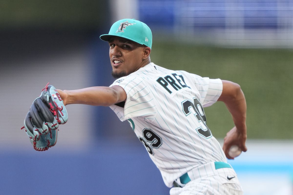 Miami Marlins starting pitcher Eury Perez (39) makes his MLB debut as he makes the start for the Marlins during the game between the Cincinnati Reds and the Miami Marlins on Friday, May 12, 2025 at LoanDepot Park, Miami, Fla.