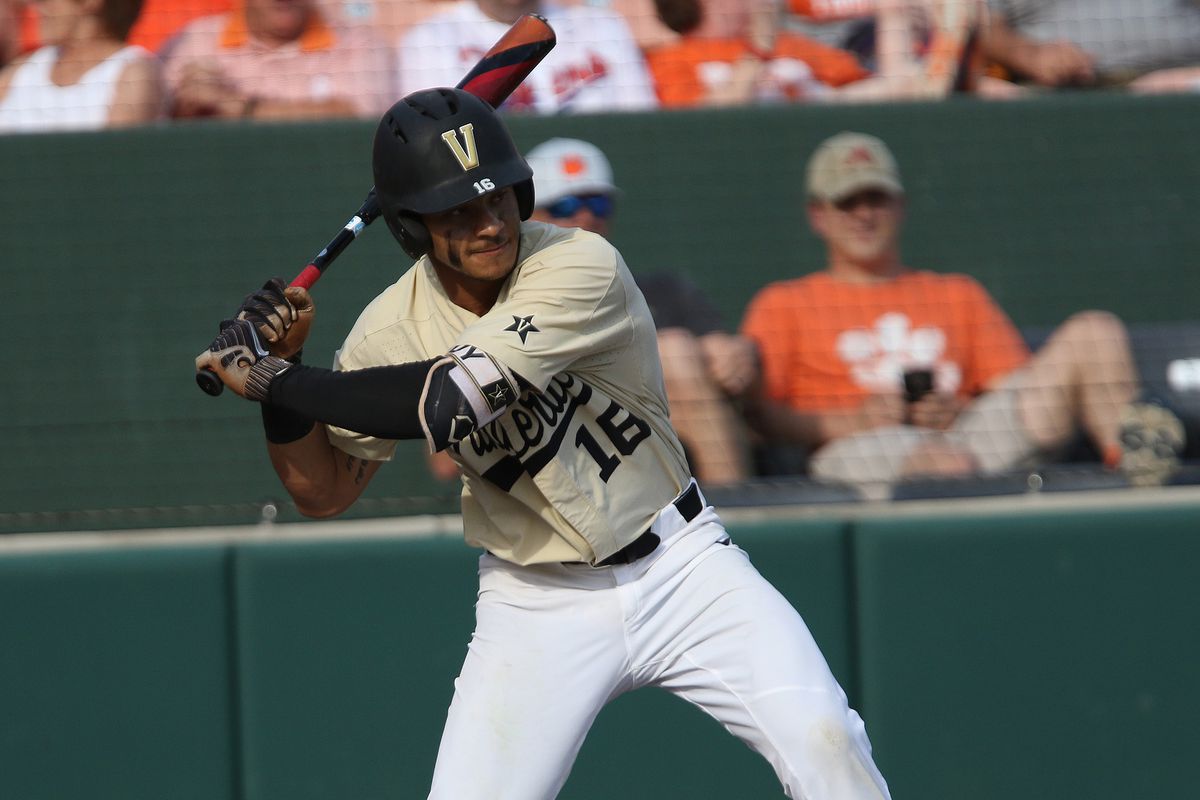 NCAA BASEBALL: JUN 03 Vanderbilt v Clemson